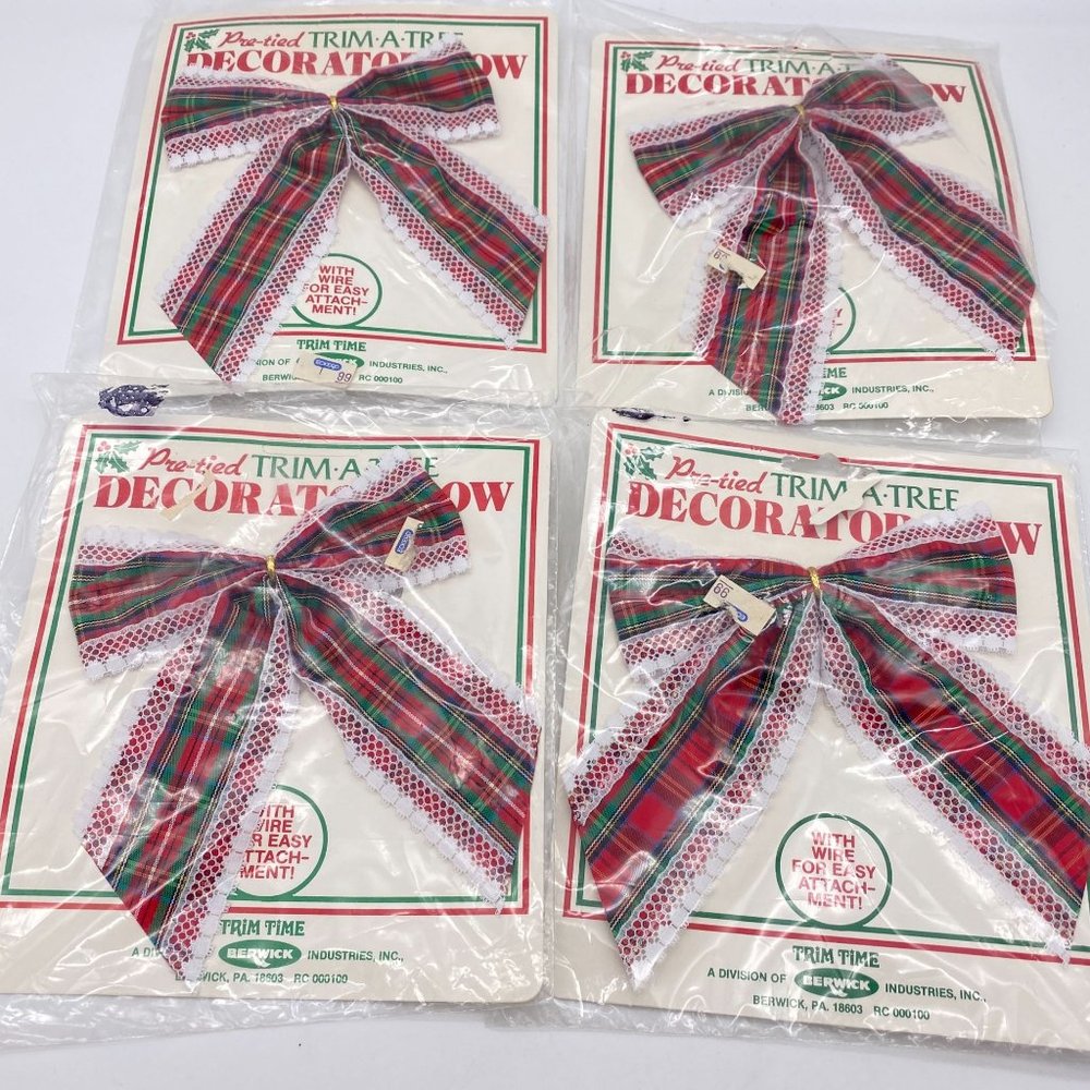 Vintage Berwick Pre tied plaid Christmas tree bows tartan Trim a tree